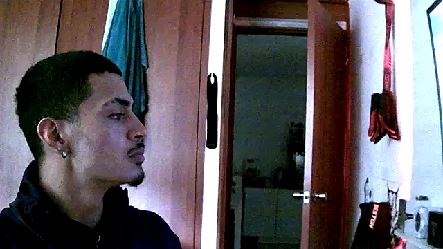 Snapshot of kai_storm420 chatting on 12-05-25, 06:26 kai storm420 online show from 12-05-25, 06:26