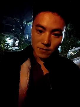 Snapshot of -Nathann- chatting on 12-19-25, 01:29 -Nathann- online show from 12-19-25, 01:29