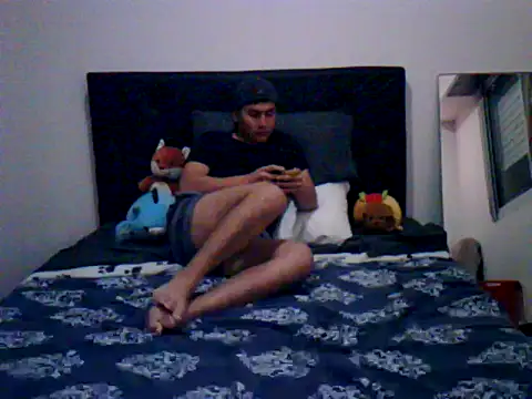 Snapshot of BrunoDamian chatting on 10-30-25, 02:46 BrunoDamian online show from 10-30-25, 02:46