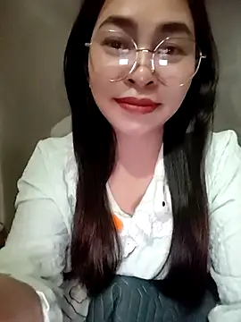 Bamboo-niee123 online show from 04-01-26, 04:04