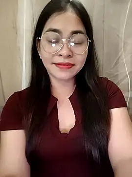 Bamboo-niee123 online show from 04-12-26, 05:23