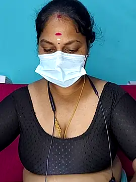 deepikasree143 online show from 11-17-25, 08:03