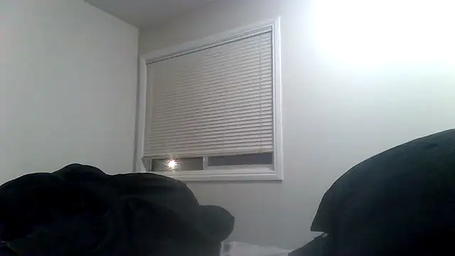 Snapshot of loveryvicky chatting on 11-12-25, 10:37 loveryvicky online show from 11-12-25, 10:37