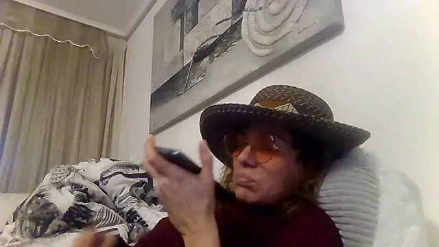 Snapshot of loveryvicky chatting on 01-07-26, 05:04 loveryvicky online show from 01-07-26, 05:04