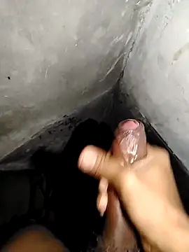 Snapshot of Sudda1199 chatting on 12-17-25, 01:39 Sudda1199 online show from 12-17-25, 01:39