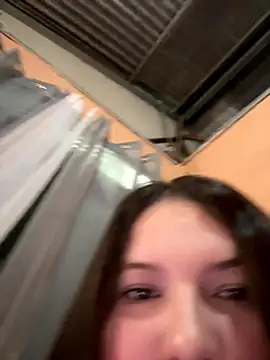 selenereyy online show from 10-28-25, 07:12