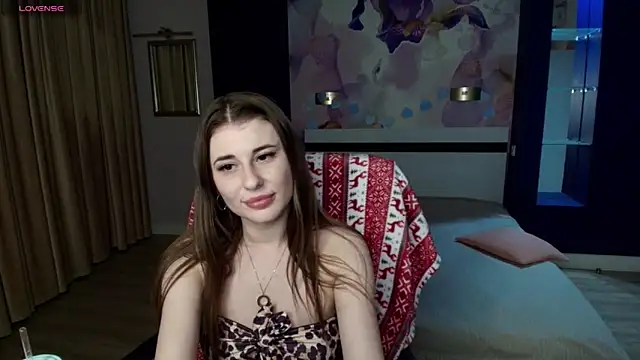 Snapshot of DemmyRose chatting on 05-19-26, 11:33 DemmyRose online show from 05-19-26, 11:33