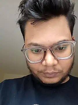 Snapshot of playboy210600 chatting on 11-20-25, 05:51 playboy210600 online show from 11-20-25, 05:51