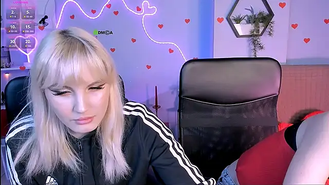 Snapshot of isabel_wave chatting on 02-17-26, 08:48 isabel wave online show from 02-17-26, 08:48