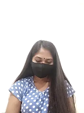 Green LaDY66 online show from 11-08-25, 04:07