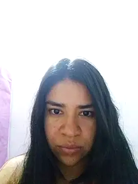 Snapshot of AlayaMore chatting on 11-01-25, 02:35 AlayaMore online show from 11-01-25, 02:35