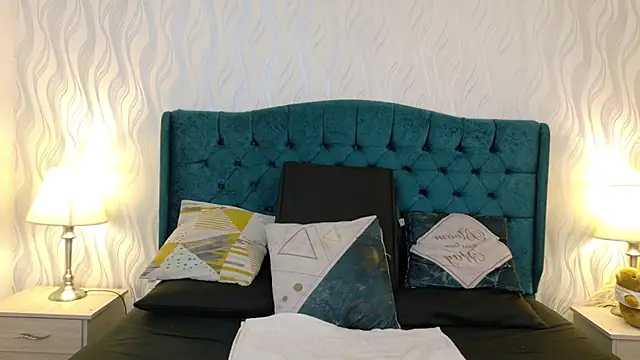 Snapshot of Noah_smit__ chatting on 11-22-25, 03:05 Noah smit online show from 11-22-25, 03:05