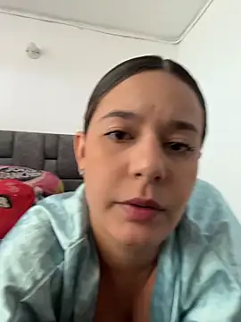 AmaraMyst online show from 12-18-25, 05:41