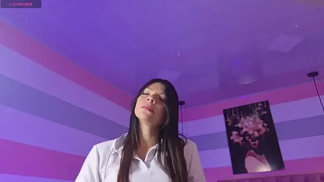 Snapshot of samantaortega__ chatting on 11-08-25, 12:49 samantaortega online show from 11-08-25, 12:49