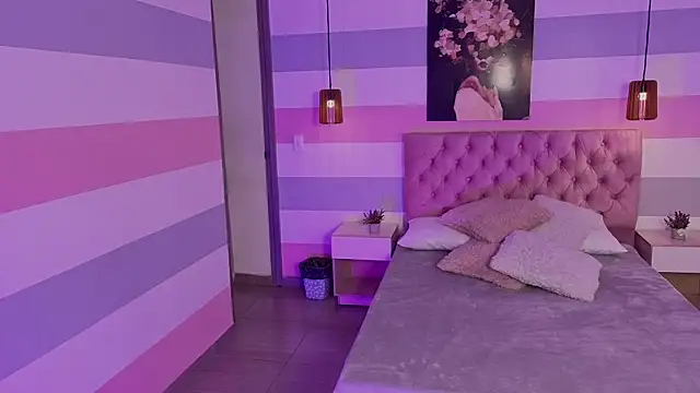 Snapshot of samantaortega__ chatting on 11-20-25, 12:27 samantaortega online show from 11-20-25, 12:27