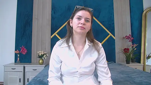 MisteryBlush online show from 11-21-25, 01:10