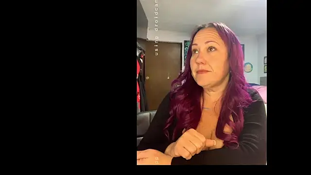 Snapshot of kristallic chatting on 02-06-26, 05:38 kristallic online show from 02-06-26, 05:38