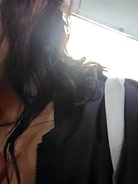 Snapshot of RummyVale chatting on 12-04-25, 03:21 RummyVale online show from 12-04-25, 03:21