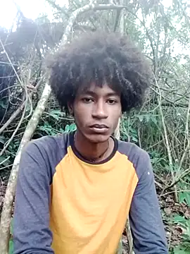 Snapshot of skinniyGabriel chatting on 11-06-25, 03:57 skinniyGabriel online show from 11-06-25, 03:57