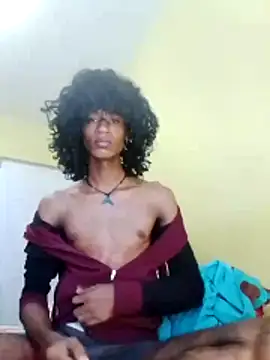 Snapshot of skinniyGabriel chatting on 11-12-25, 12:27 skinniyGabriel online show from 11-12-25, 12:27