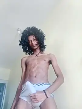 Snapshot of skinniyGabriel chatting on 11-17-25, 12:44 skinniyGabriel online show from 11-17-25, 12:44