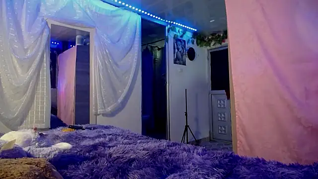 Snapshot of Samara_Homescapes chatting on 02-16-26, 07:54 Samara Homescapes online show from 02-16-26, 07:54