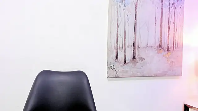 Snapshot of DanniaKross_1 chatting on 11-03-25, 08:21 DanniaKross 1 online show from 11-03-25, 08:21