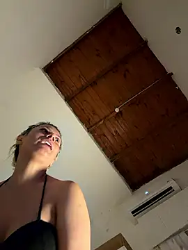 Romy-R-O online show from 01-16-26, 02:21