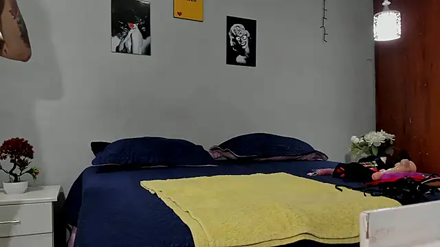 Snapshot of sexynova_93 chatting on 11-21-25, 07:34 sexynova 93 online show from 11-21-25, 07:34