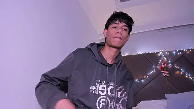 Snapshot of michael_vidal chatting on 11-13-25, 07:24 michael vidal online show from 11-13-25, 07:24