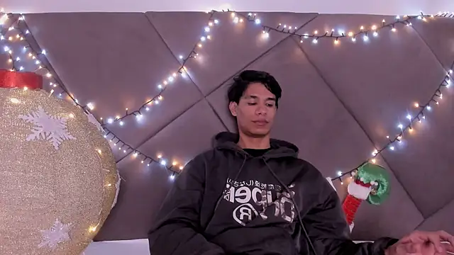 Snapshot of michael_vidal chatting on 11-14-25, 07:45 michael vidal online show from 11-14-25, 07:45