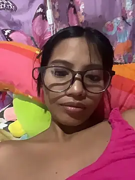 Snapshot of hottiebabe23 chatting on 11-01-25, 04:47 hottiebabe23 online show from 11-01-25, 04:47