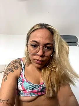 Baby Flame online show from 11-10-25, 05:23