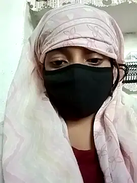 Snapshot of Quenn-Jiya752 chatting on 11-03-25, 09:43 Quenn-Jiya752 online show from 11-03-25, 09:43