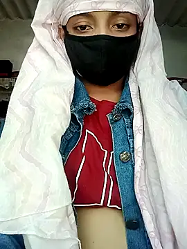 Snapshot of Quenn-Jiya752 chatting on 11-09-25, 06:44 Quenn-Jiya752 online show from 11-09-25, 06:44