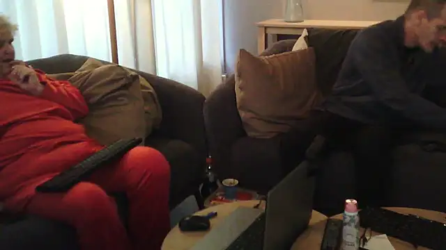 Snapshot of Sylviastar46 chatting on 12-01-25, 07:57 Sylviastar46 online show from 12-01-25, 07:57