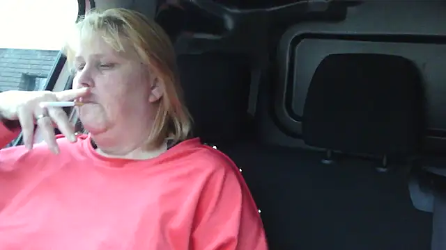 Snapshot of Sylviastar46 chatting on 12-15-25, 08:40 Sylviastar46 online show from 12-15-25, 08:40