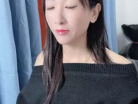 Snapshot of Doris-658 chatting on 11-21-25, 01:26 Doris-658 online show from 11-21-25, 01:26