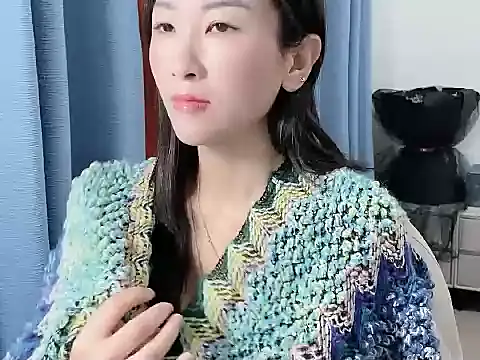 Snapshot of Doris-658 chatting on 11-29-25, 01:41 Doris-658 online show from 11-29-25, 01:41