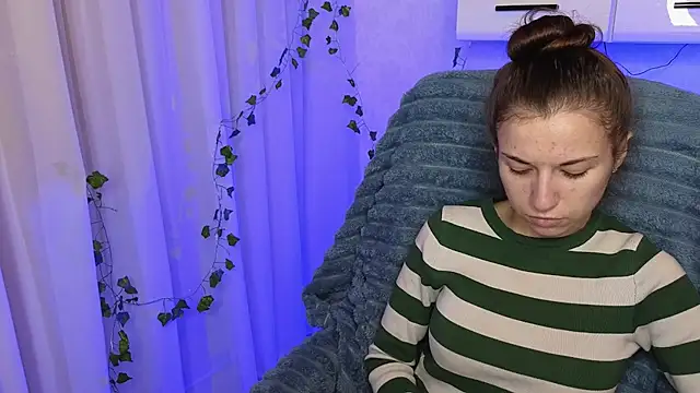 Snapshot of Ulyanix chatting on 11-29-25, 04:48 Ulyanix online show from 11-29-25, 04:48