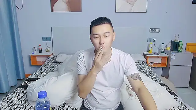 xiao8787 online show from 11-04-25, 05:01