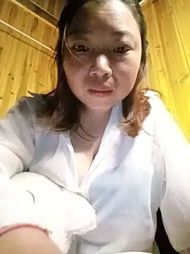 julybe online show from 05-25-26, 02:56