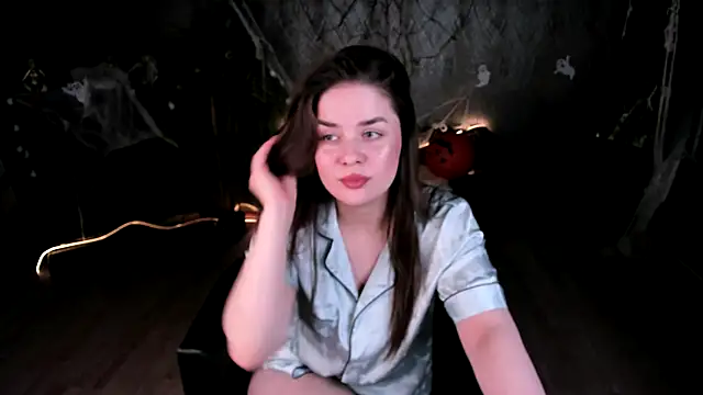 Snapshot of Amore_Angel chatting on 10-30-25, 01:12 Amore Angel online show from 10-30-25, 01:12