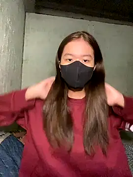 Snapshot of BUNNY050465 chatting on 11-26-25, 04:30 BUNNY050465 online show from 11-26-25, 04:30