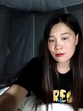 Snapshot of -Lana-123 chatting on 10-31-25, 09:49 -Lana-123 online show from 10-31-25, 09:49