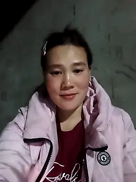 Snapshot of -Lana-123 chatting on 12-19-25, 12:12 -Lana-123 online show from 12-19-25, 12:12