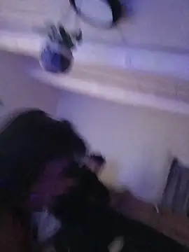 Snapshot of MZThang2Kute chatting on 11-26-25, 04:24 MZThang2Kute online show from 11-26-25, 04:24