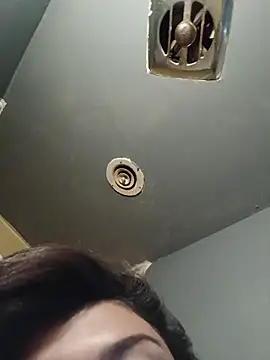 Snapshot of MZThang2Kute chatting on 11-26-25, 04:41 MZThang2Kute online show from 11-26-25, 04:41