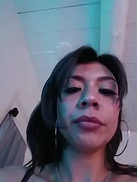 Snapshot of MZThang2Kute chatting on 11-29-25, 11:02 MZThang2Kute online show from 11-29-25, 11:02