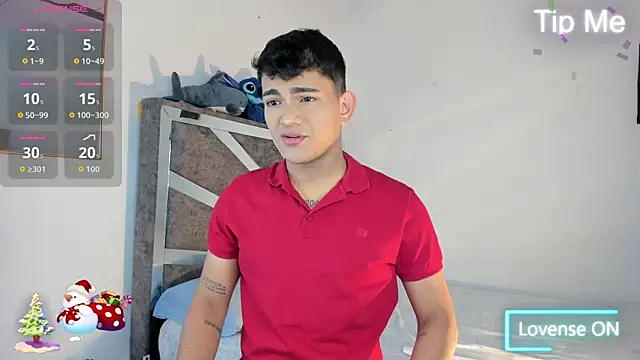 Snapshot of niall_falconn chatting on 12-15-25, 07:40 niall falconn online show from 12-15-25, 07:40